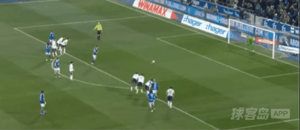 20'帕尼切利点球未进! 斯特拉斯堡 0- 0巴黎圣日耳曼