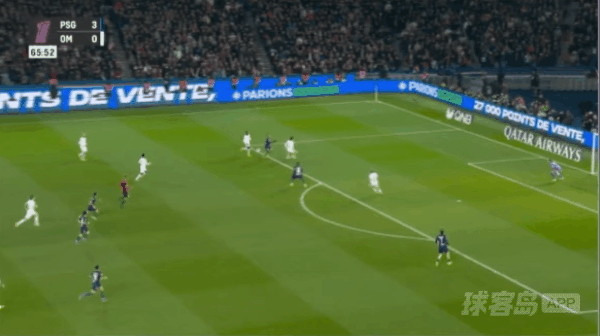 66'克瓦拉茨赫利亚破门! 巴黎圣日耳曼 4- 0马赛