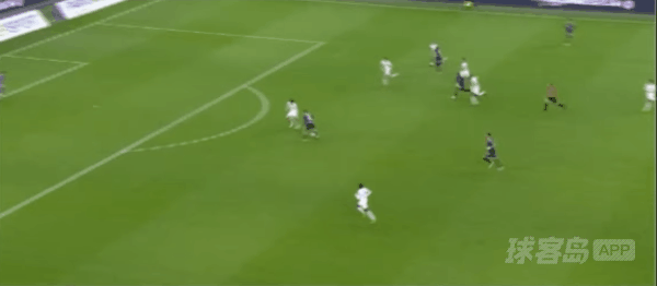 76'辛伯特破门! 马赛 1- 2里昂