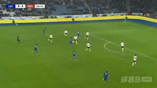 9'姆卡萨破门! 莱斯特城 1- 0南安普敦