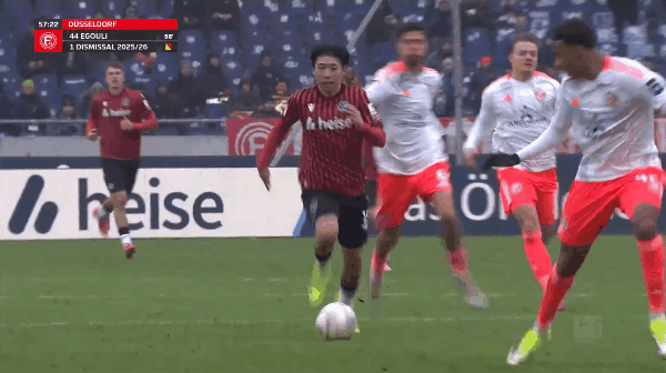 57'埃古利两黄变一红直接罚下! 汉诺威96 2- 1杜塞尔多夫