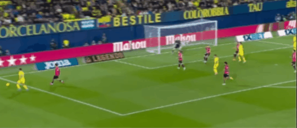 6'莫雷诺破门! 比利亚雷亚尔 1- 0皇家马略卡