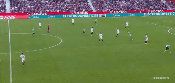 54'弗纳尔斯破门! 塞维利亚 0- 1皇家贝蒂斯