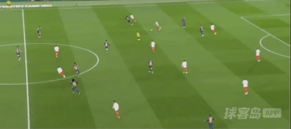 19'巴埃纳破门! 巴塞罗那 0- 1马德里竞技