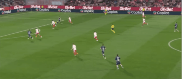 58'尤特格拉破门! 吉罗纳 1- 1塞尔塔维戈