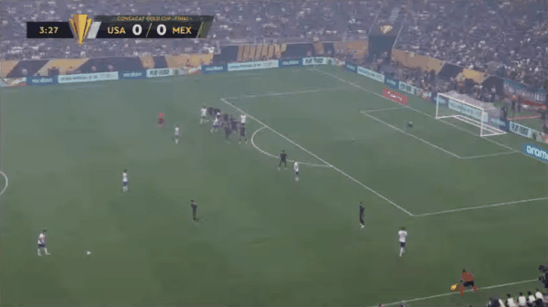 4'理查兹破门! 美国 1- 0墨西哥