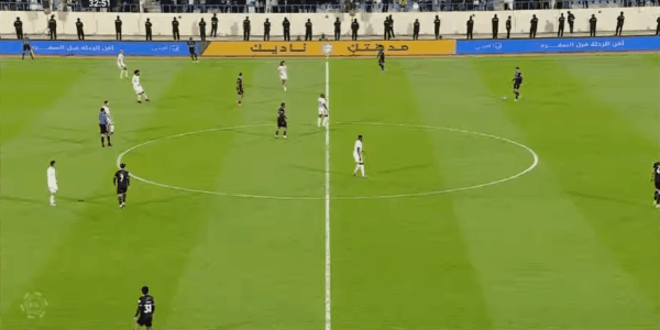 33'哈默德破门! 阿科多 0- 1利雅得青年