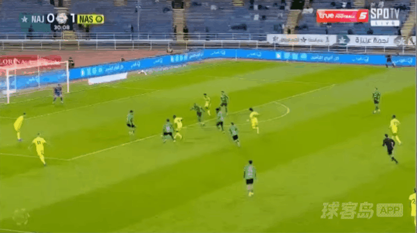 31'科曼破门! 阿尔纳泽马 0- 2利雅得胜利