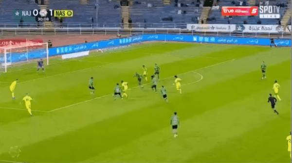 31'科曼破门! 阿尔纳泽马 0- 2利雅得胜利
