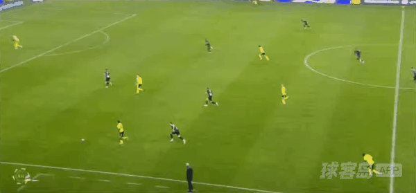39'菲利克斯破门! 利雅得胜利 1- 0塞哈特海湾