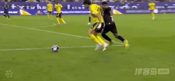 42'韦斯利破门! 利雅得胜利 2- 0塞哈特海湾