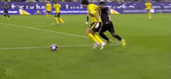 42'韦斯利破门! 利雅得胜利 2- 0塞哈特海湾