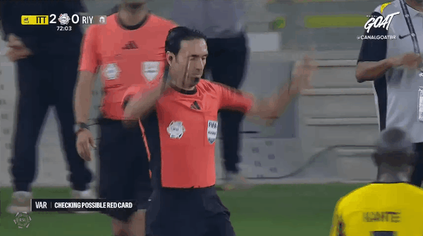 73'迪亚比惨遭直红! 吉达联合 2- 0利雅得体育