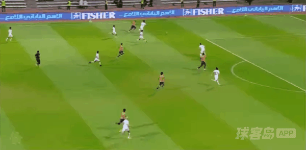 61'姆布斯破门! 费哈 1- 0阿科多