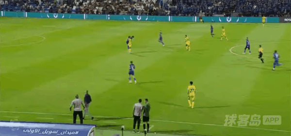 33'马丁内斯破门! 阿尔菲斯 0- 2布赖代塔亚文