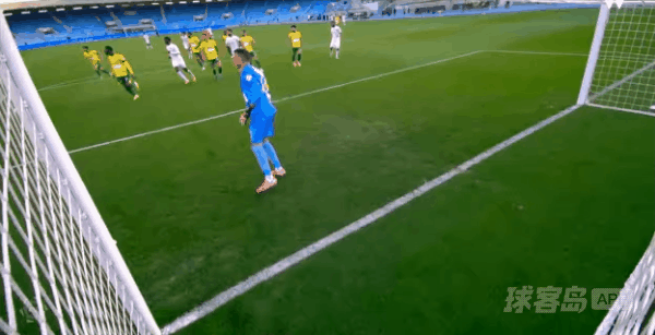 24'贝德兰惨遭直红! 塞哈特海湾 1- 0达马克