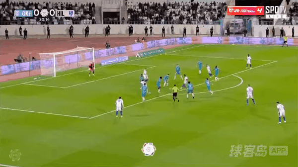 31'本泽马破门! 阿科多 0- 1利雅得新月