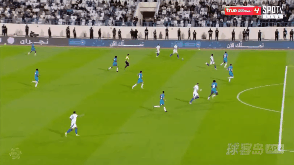 64'本泽马破门! 阿科多 0- 3利雅得新月