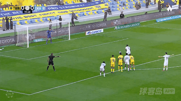 20'纳雷点球未进! 布赖代塔亚文 0- 0阿科多