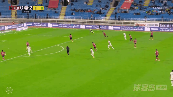35'本泽马破门! 拉斯永恒 0- 3吉达联合