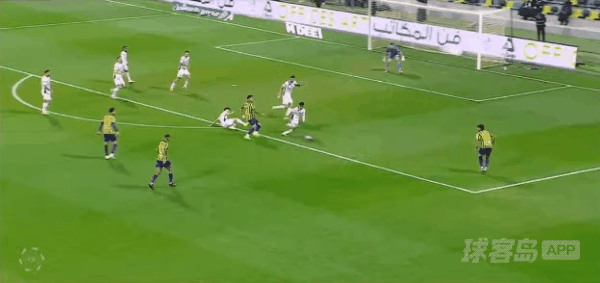 49'福尔吉尼破门! 布赖代塔亚文 2- 0利雅得青年