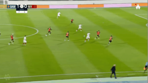 53'瓦达破门! 达马克 2- 0利雅得体育