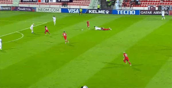 28'巴拉破门! 迪拜青年国民 2- 0加拉法