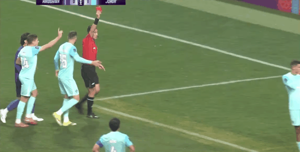 16'席尔瓦惨遭直红! 广岛三箭 0- 1柔佛DT