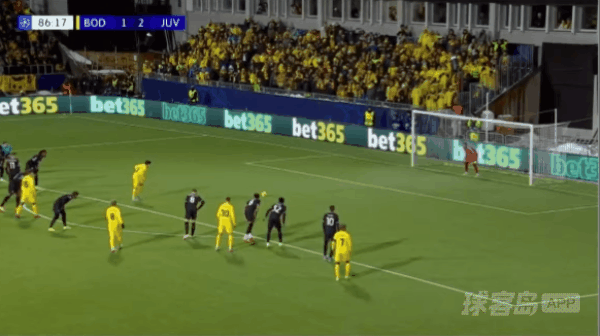 87'菲特点球破门! 博德闪耀 2- 2尤文图斯