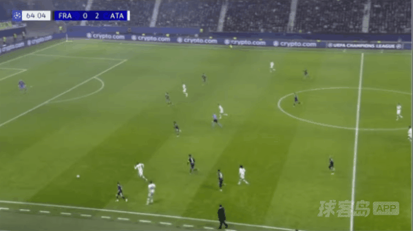 65'德凯特拉雷破门! 法兰克福 0- 3亚特兰大