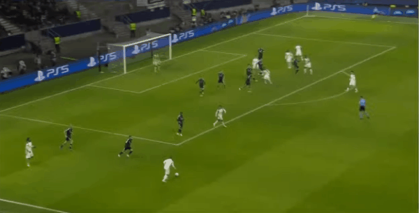 47'穆阿尼破门! 法兰克福 0- 1热刺
