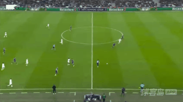 46'奥巴梅扬破门! 马赛 1- 1纽卡斯尔
