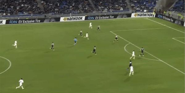 55'梅拉破门! 里昂 2- 1塞萨洛尼基
