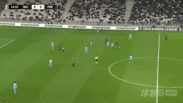 25'卡洛斯破门! 尼斯 1- 0弗赖堡
