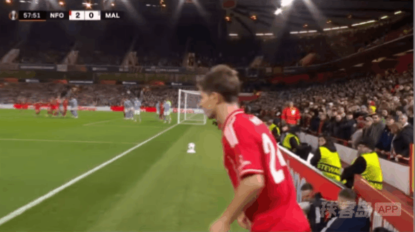 58'米伦科维奇破门! 诺丁汉森林 3- 0马尔默