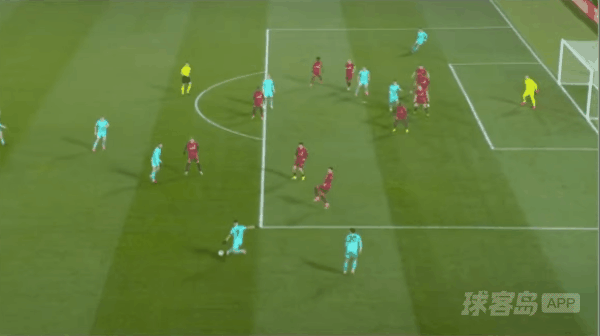 26'厄德高破门! 博洛尼亚 1- 0萨尔茨堡