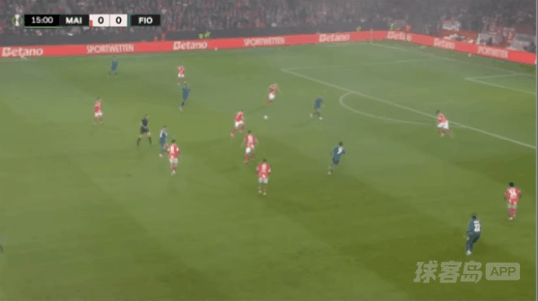 16'索姆破门! 美因茨 0- 1佛罗伦萨