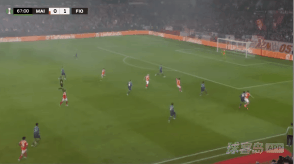 68'霍勒巴赫破门! 美因茨 1- 1佛罗伦萨
