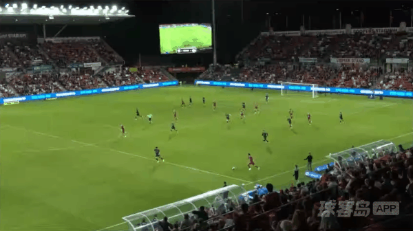 84'巴内特破门! 阿德莱德联 4- 1墨尔本城