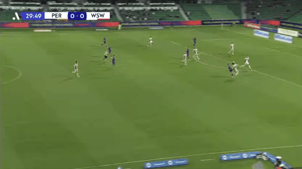 30'德斯波托夫斯基破门! 珀斯光荣 1- 0西悉尼流浪者