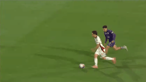 40'奧斯特勒两黄变一红直接罚下! 珀斯光荣 1- 0西悉尼流浪者