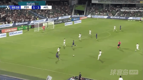 90'库查尔斯基破门! 珀斯光荣 2- 1奥克兰FC