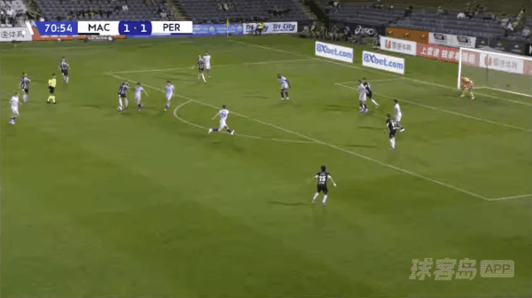 71'塔尔伯特破门! 麦克阿瑟 2- 1珀斯光荣