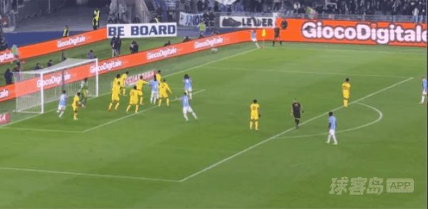 80'扎卡尼破门! 拉齐奥 1- 0AC米兰