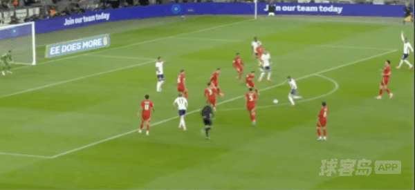 20'萨卡破门! 英格兰 3- 0威尔士