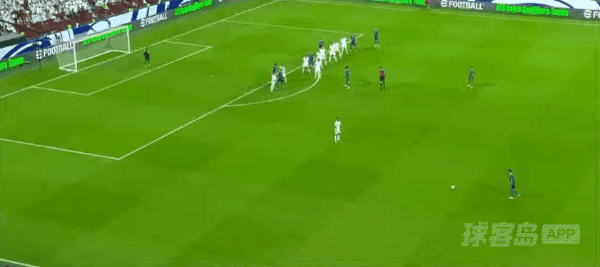 10'祖拜迪破门! 阿联酋 0- 1伊拉克