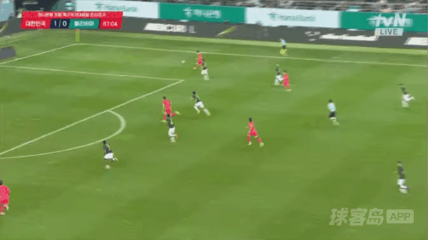 88'曹圭成破门! 韩国 2- 0玻利维亚