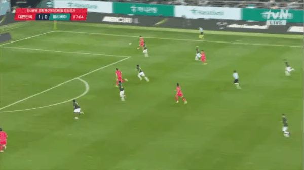 88'曹圭成破门! 韩国 2- 0玻利维亚