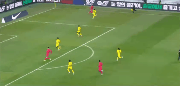 63'李太锡破门! 韩国 1- 0加纳