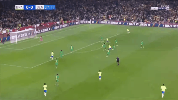 28'埃斯特旺破门! 巴西 1- 0塞内加尔